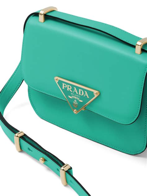 prada saffiano 皮夾鍊包|prada purse.